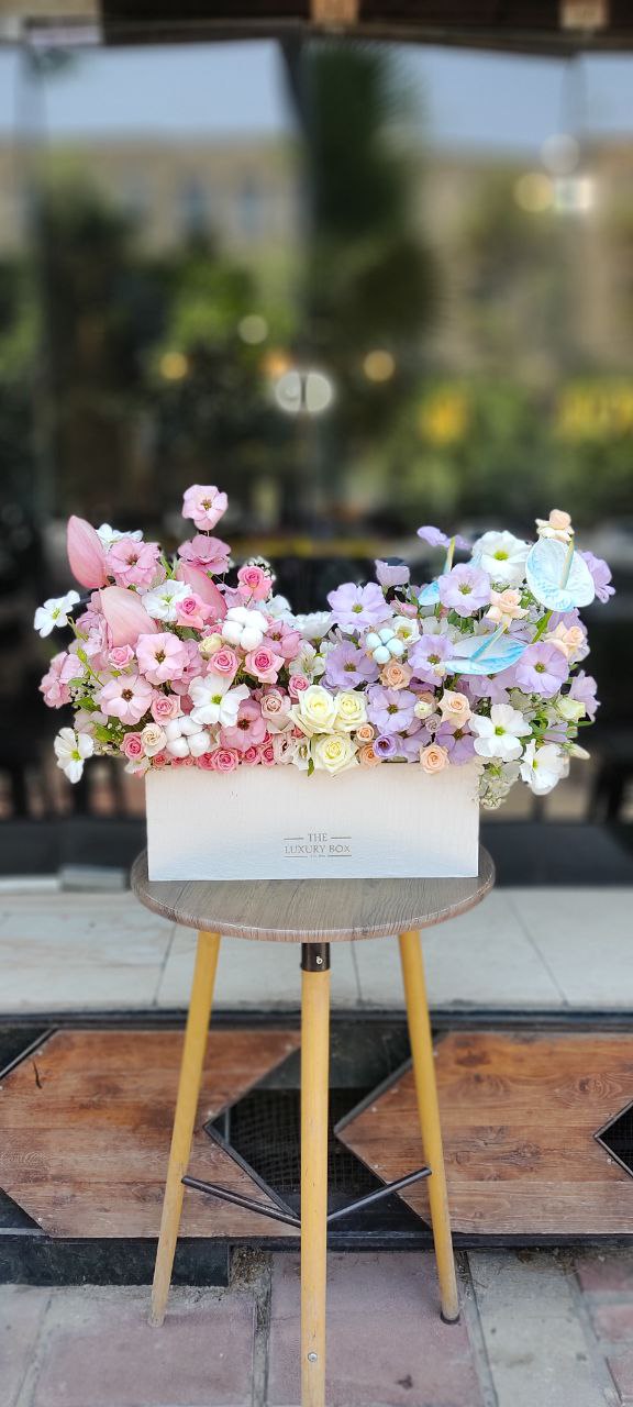 سفارش و خرید آنلاین باکس گل آنلاین یک‌طرفه طرح تافته از اطلس گل شیراز.