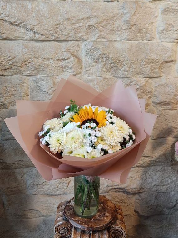سفارش و خرید آنلاین دسته گل گرد مینیمال طرح مارین از اطلس گل در شیراز زیبا.
