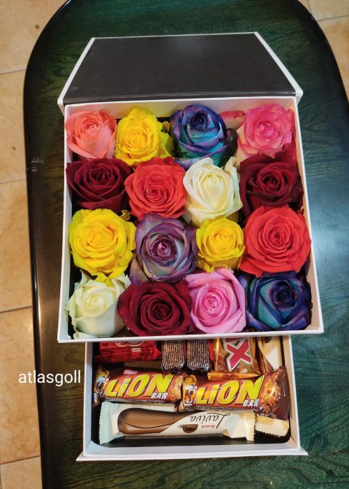 سفارش و خرید آنلاین باکس گل آنلاین با شکلات طرح آرزو از گل فروشی اطلس گل شیراز.