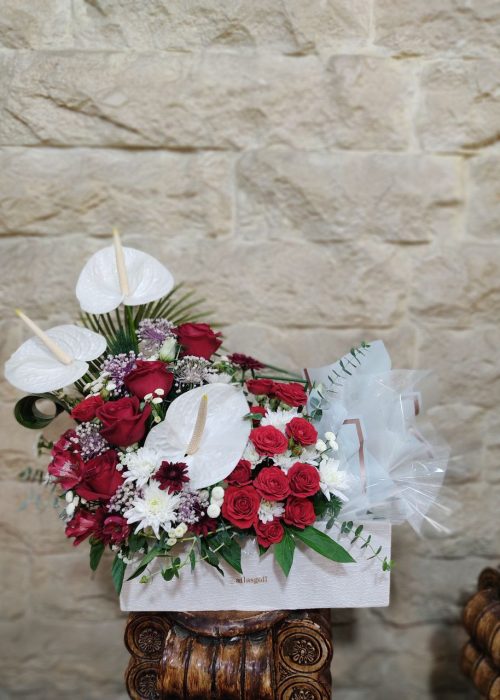 سفارش و خرید آنلاین باکس گل اطلس گل طرح شبنم از اطلس گل در شیراز زیبا.